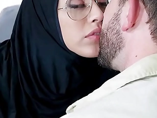 Exxxtrasmall - teen crippling hijab fucked