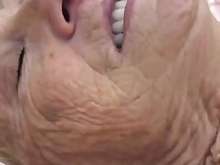 Hideous 90 years superannuated granny deep fucked