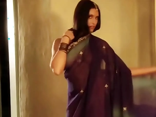 Gadis Bollywood Bertelanjang Dada Terutama