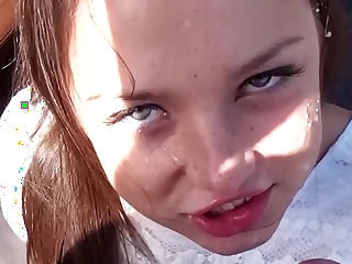 Милая 18-летняя девчонка получает анальный секс и сперму на лицо (Foxy Di) - MOFOS21