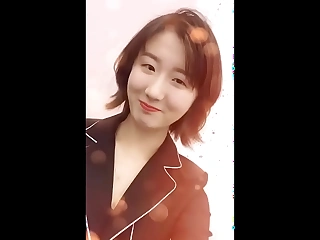 著名中国无望知名分析师 Dorrit Yaqi 吮吸我的鸡巴