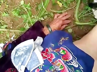 fucking granny in natura
