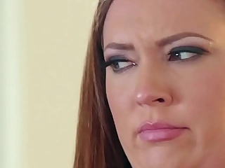 Poof queen and an obstacle secret agent surrogate - Maddy O'Reilly and Nicole Aniston