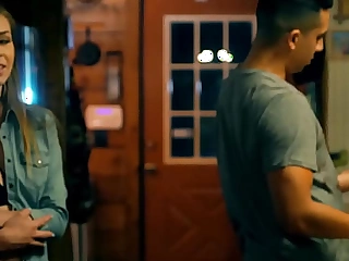 Memek kasar terhantuk dengan remaja umur undang-undang comel alex blake